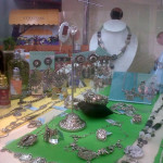 Bijoux fantaisie et maroquinerie � Orange