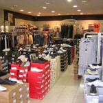 Magasin de v�tements et chaussures � Lunel