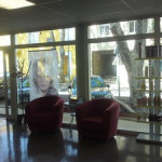 Un salon de coiffure clair et agr�able