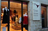 Magasin de lingerie et de tenues de soir�es � Sommi�res Sans Dessus Dessous