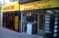 D�guisements et accessoires de f�tes Cavaillon Anim Or