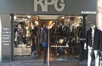 Des v�tements de marques � S�te chez KPG Kampang, boutique de pr�t � porter � S�te